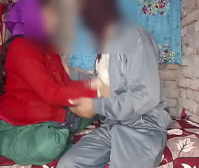 Chor ne mere sagi fua ko chod diya rat me hindi audio