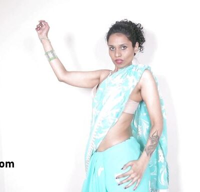 Horny Indian Housewife In Sari Dancing To Strip Naked In This Hd Homemade Porn