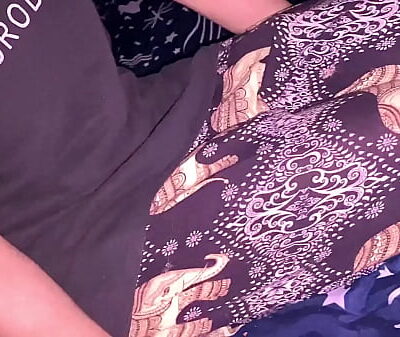 Bhabhi came to brother-in-law’s room and got fucked all night