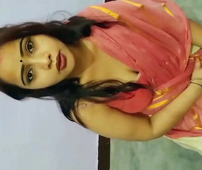 Desi Kaamwali Bai ki saree utar kar zabardast gaand chodi (part 1) hindi audio.