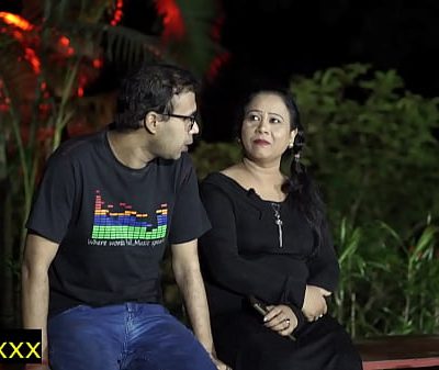 Divorced Bhabhi Hot Sex with New Lover! with clear audio