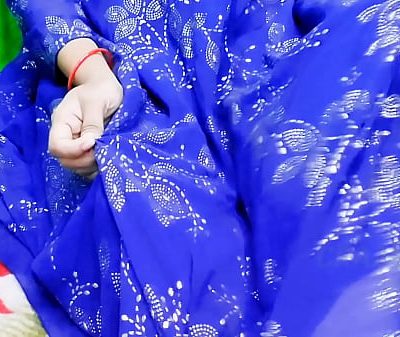 Viral Indian Bhabhi was fucked by her Boyfriend when she was ready to going outside